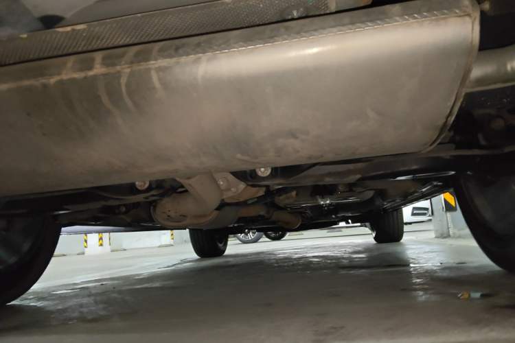 Used EXEED Lingyun 2021 400T Four-Wheel Drive Star Prestige Edition Chassis Rear