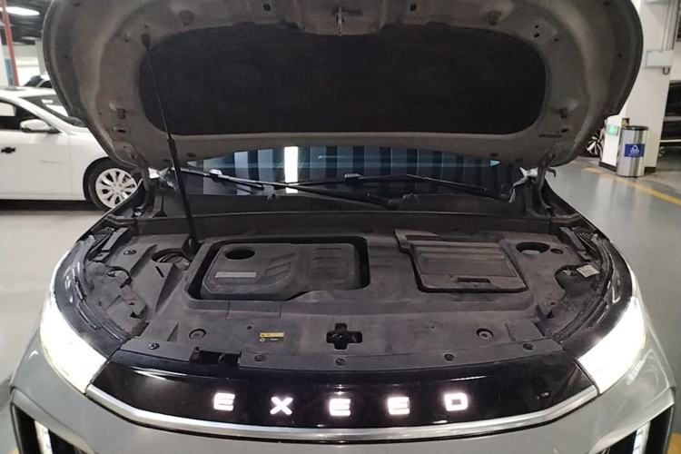 Used EXEED Lingyun 2021 400T Two-Wheel Drive Star Prestige Edition Engine Bay