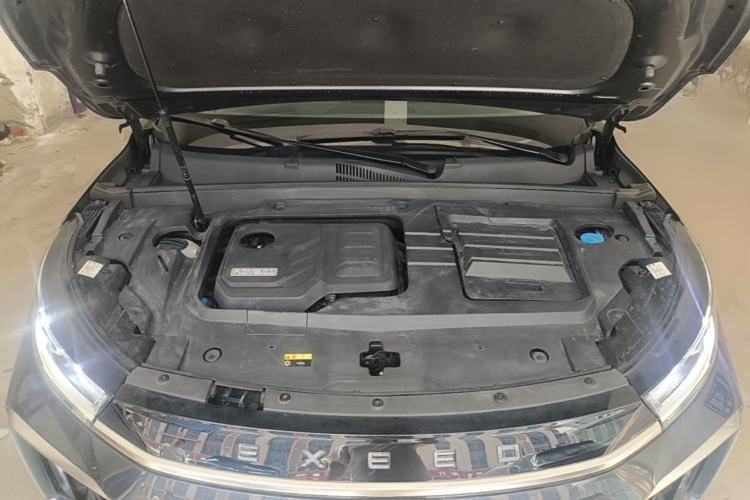 Used EXEED Lingyun 2021 400T Two-Wheel Drive Star Prestige Edition Engine Bay