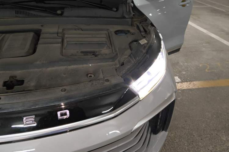 Used EXEED Lingyun 2021 400T Four-Wheel Drive Star Prestige Edition Engine Bay Left