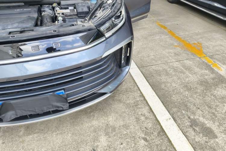 Used EXEED Lingyun 2021 290T Two-Wheel Drive Starry Edition Engine Bay Left