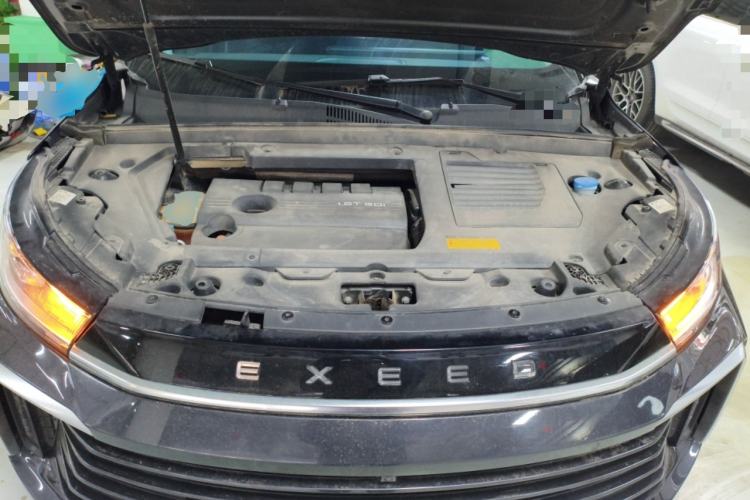 Used EXEED Lingyun 2021 290T Two-Wheel Drive Starry Edition Engine Bay