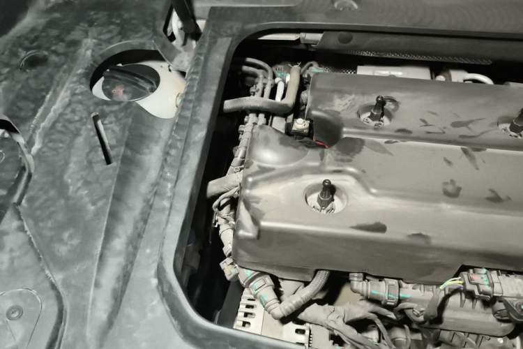 Used EXEED Lingyun 2021 400T Two-Wheel Drive Star Prestige Edition Engine Bay Right