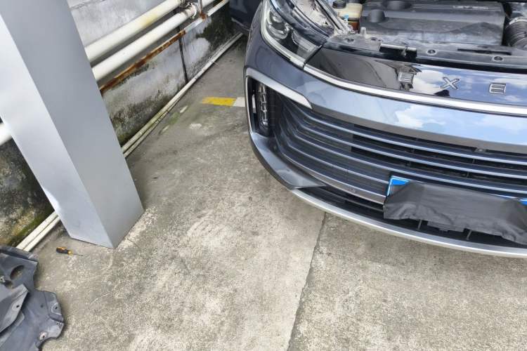 Used EXEED Lingyun 2021 290T Two-Wheel Drive Starry Edition Engine Bay Right
