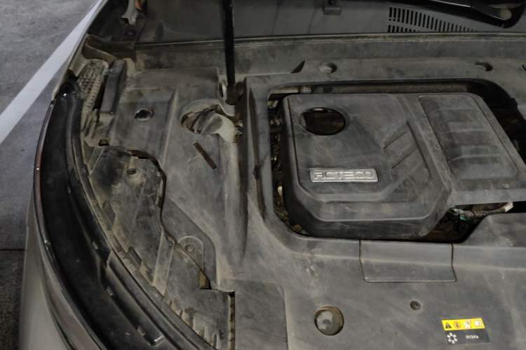 Used EXEED Lingyun 2021 400T Two-Wheel Drive Star Prestige Edition Engine Bay Right