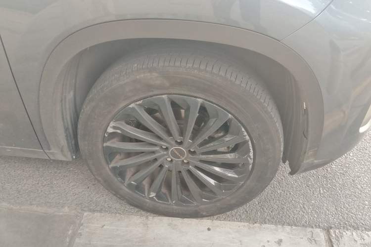 Used EXEED Lingyun 2021 290T Two-Wheel Drive Starry Edition Exterior 1