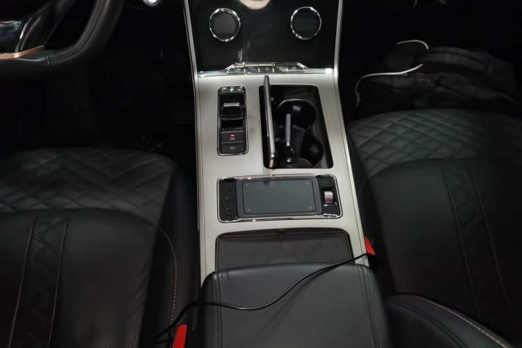 Used EXEED Lingyun 2021 290T Two-Wheel Drive StarRui Edition Gear Lever