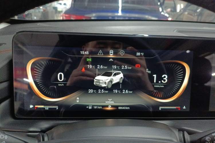 Used EXEED Lingyun 2021 400T Four-Wheel Drive Star Prestige Edition Instrument Cluster