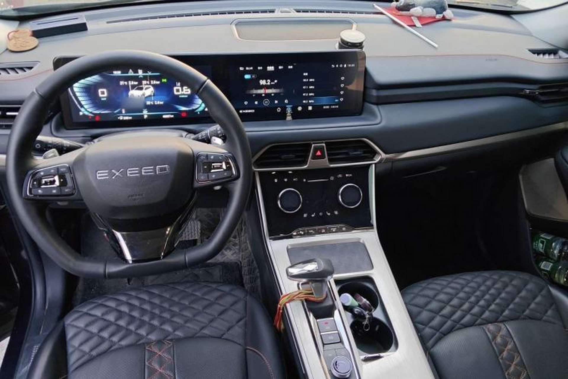 Used EXEED Lingyun 2021 400T Four-Wheel Drive Star Prestige Edition Interior 2