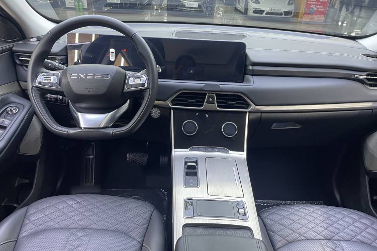 Used EXEED Lingyun 2021 290T Two-Wheel Drive Starry Edition Interior 2