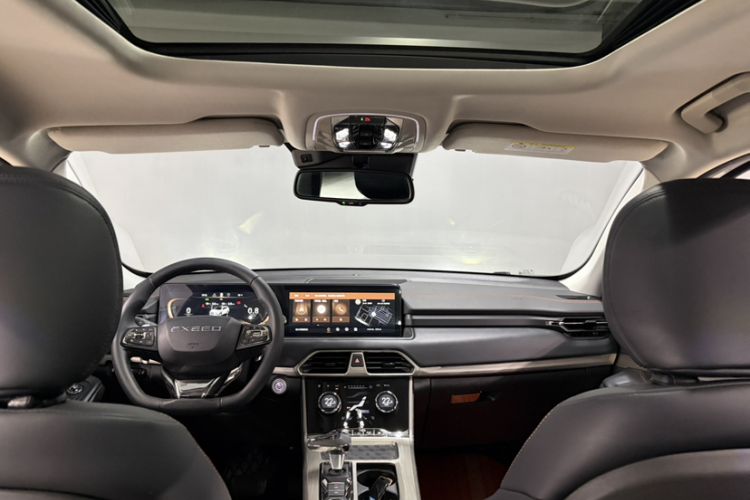 Used EXEED Lingyun 2021 400T Four-Wheel Drive Star Prestige Edition Interior 3