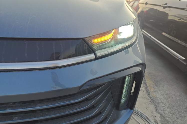 Used EXEED Lingyun 2021 290T Four-Wheel Drive Star Prestige Edition Left Front Headlight