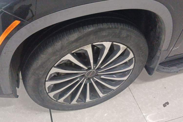 Used EXEED Lingyun 2021 290T Four-Wheel Drive Star Prestige Edition Left Front Wheel Hub