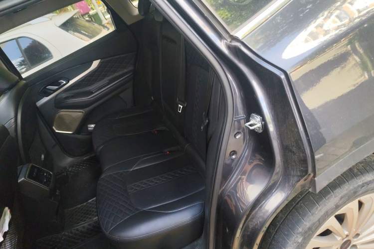 Used EXEED Lingyun 2021 290T Two-Wheel Drive Starry Edition Left Rear Seat