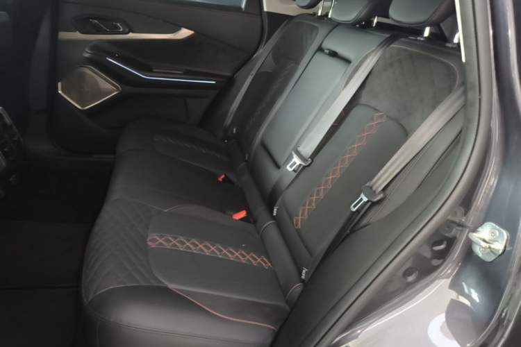 Used EXEED Lingyun 2021 290T Four-Wheel Drive Star Prestige Edition Left Rear Seat
