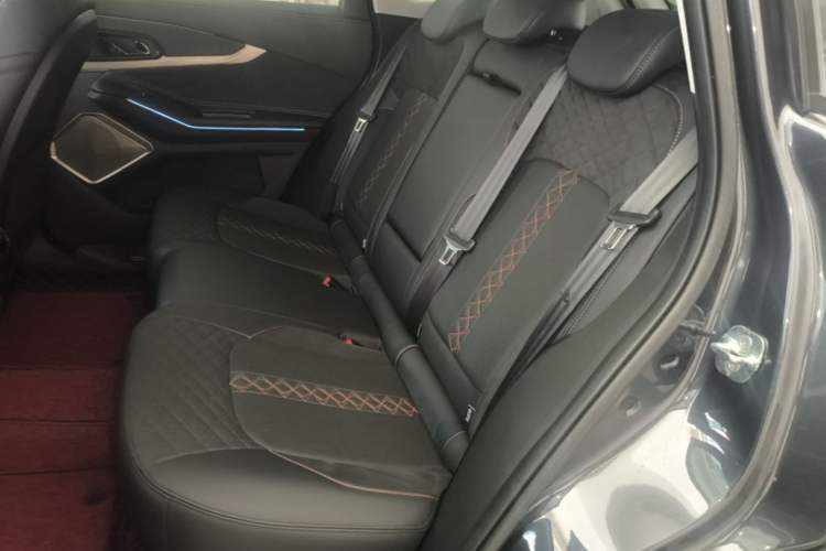 Used EXEED Lingyun 2021 400T Two-Wheel Drive Star Prestige Edition Left Rear Seat