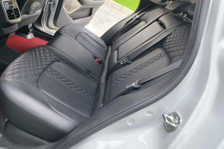 Used EXEED Lingyun 2021 400T Two-Wheel Drive StarRui Edition Left Rear Seat