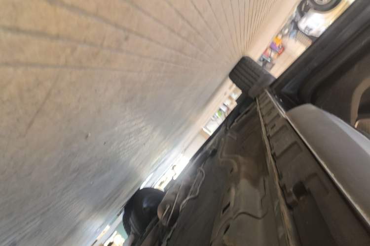 Used EXEED Lingyun 2021 290T Two-Wheel Drive Starry Edition Left Side Sill