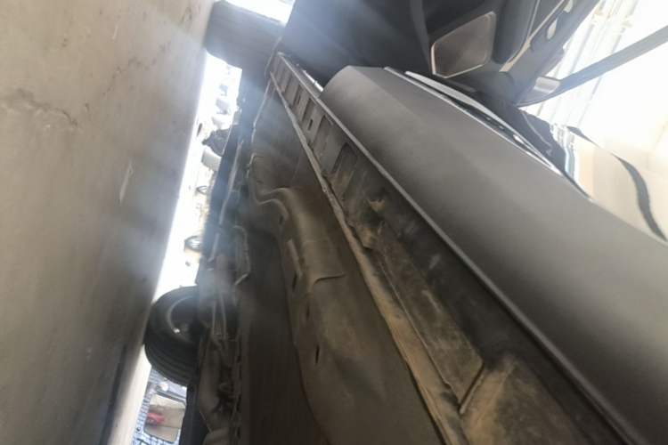 Used EXEED Lingyun 2021 400T Two-Wheel Drive Star Prestige Edition Left Side Sill