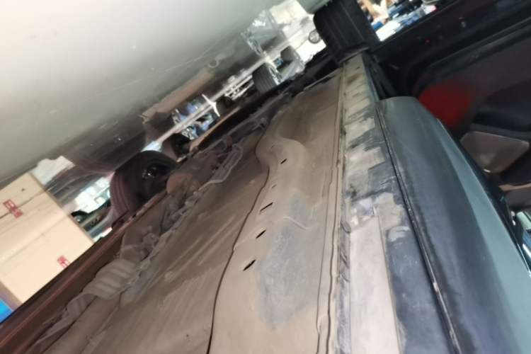 Used EXEED Lingyun 2021 400T Four-Wheel Drive StarRui Edition Left Side Sill