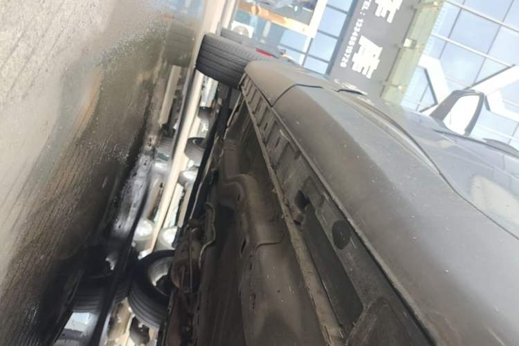 Used EXEED Lingyun 2021 290T Two-Wheel Drive StarRui Edition Left Side Sill