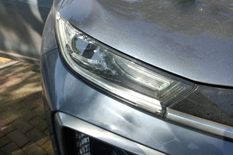Used EXEED Lingyun 2021 290T Two-Wheel Drive Starry Edition Right Front Headlight