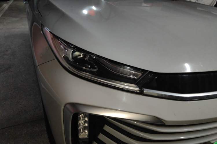 Used EXEED Lingyun 2021 400T Two-Wheel Drive Star Prestige Edition Right Front Headlight