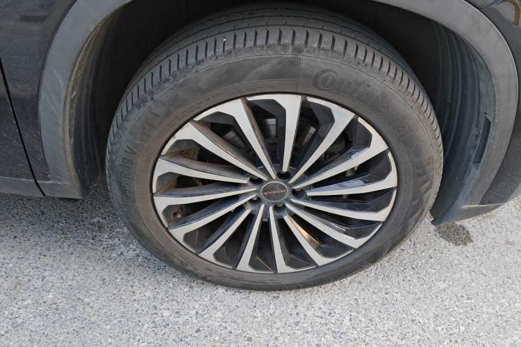 Used EXEED Lingyun 2021 400T Four-Wheel Drive Star Prestige Edition Right Front Wheel Hub