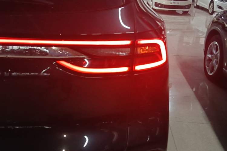 Used EXEED Lingyun 2021 290T Four-Wheel Drive Star Prestige Edition Right Rear Taillight