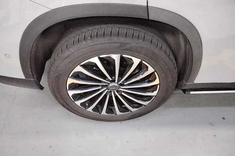 Used EXEED Lingyun 2021 400T Two-Wheel Drive Star Prestige Edition Right Rear Wheel Hub
