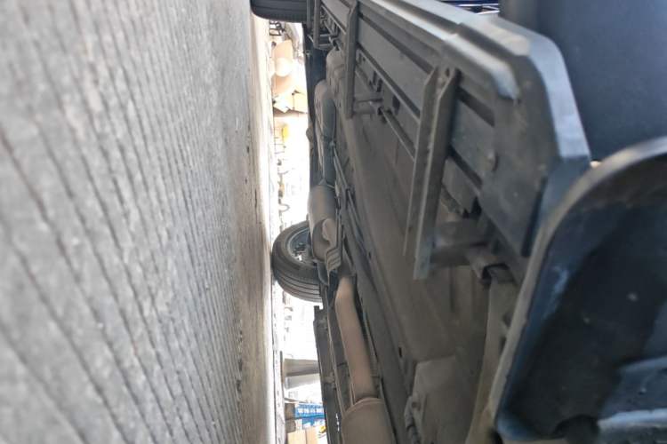 Used EXEED Lingyun 2021 400T Two-Wheel Drive StarRui PRO Edition Right Side Sill