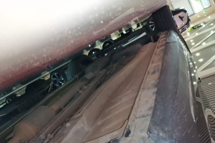 Used EXEED Lingyun 2021 400T Four-Wheel Drive StarRui Edition Right Side Sill