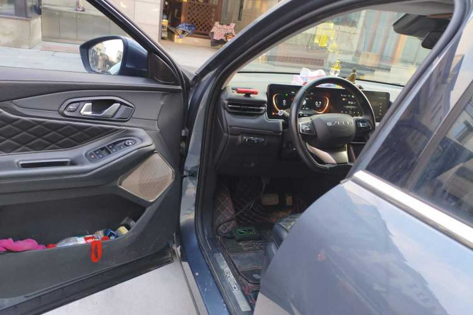 Used EXEED Lingyun 2021 290T Two-Wheel Drive Star Edition Driver Seat