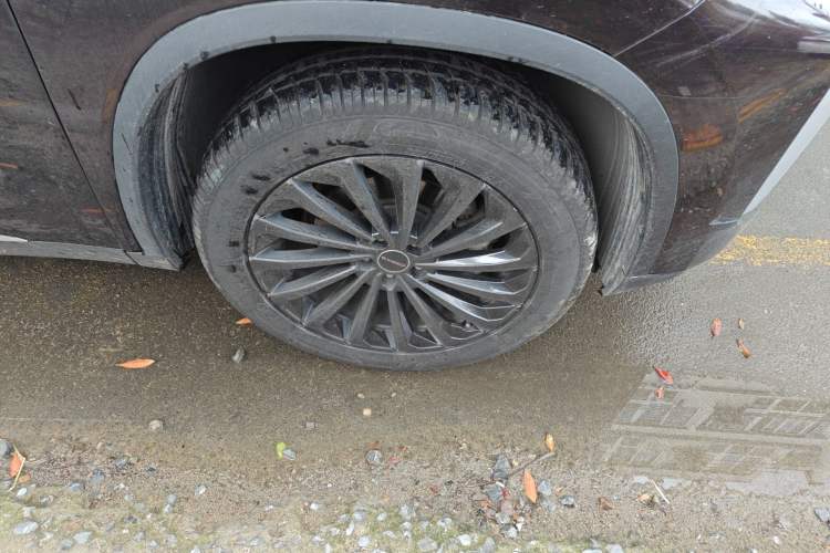 Used EXEED Lingyun 2021 290T Two-Wheel Drive Starry Edition Right Front Wheel Hub