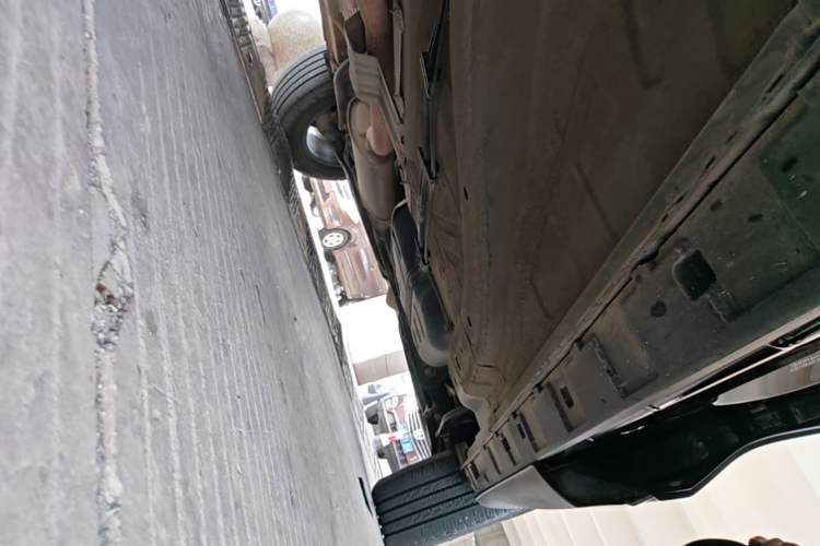Used EXEED Lingyun 2021 290T Two-Wheel Drive Star-Style Version Right Side Sill