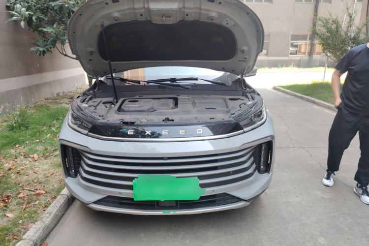 Used EXEED Lingyun 2021 400T Four-Wheel Drive Star Prestige Edition Engine Bay