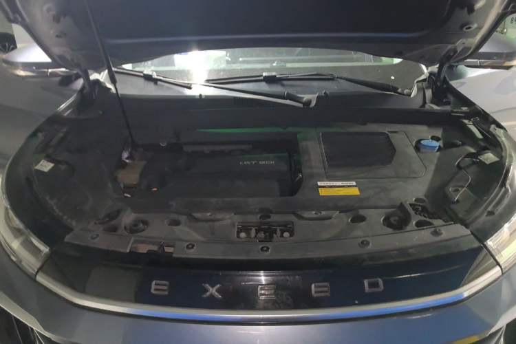Used EXEED Lingyun 2021 290T Two-Wheel Drive Starry Edition Engine Bay