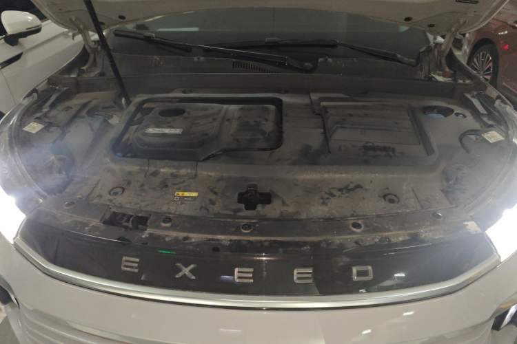 Used EXEED Lingyun 2021 400T Two-Wheel Drive Star Prestige Edition Engine Bay