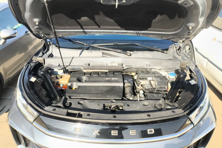 Used EXEED Lingyun 2021 290T Two-Wheel Drive Starry Edition Engine Bay
