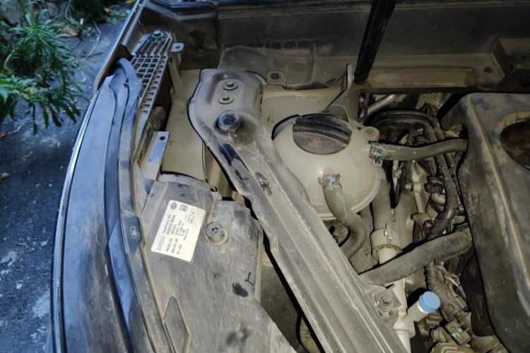 Used EXEED Lingyun 2021 400T Two-Wheel Drive StarRui Edition Engine Bay Right