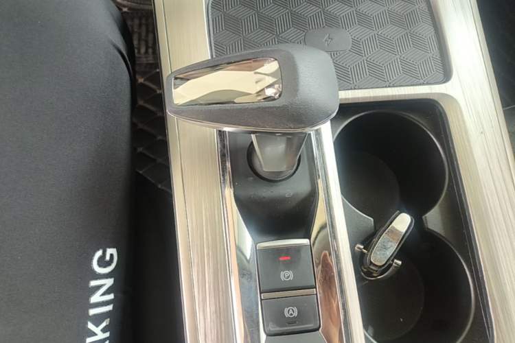 Used EXEED Lingyun 2021 400T Four-Wheel Drive Star Prestige Edition Gear Lever