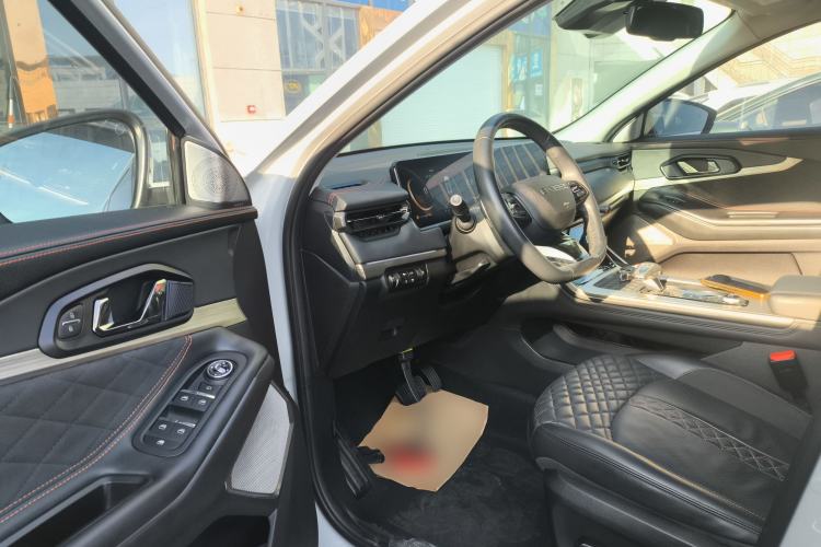 Used EXEED Lingyun 2021 400T Four-Wheel Drive Star Prestige Edition Interior 3