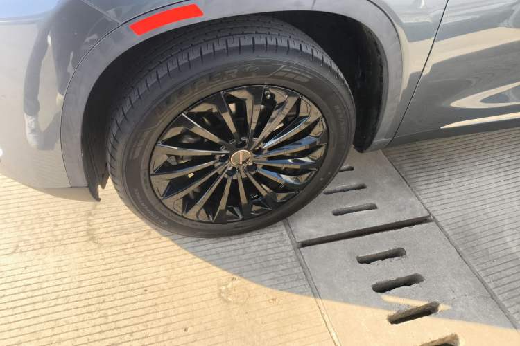Used EXEED Lingyun 2021 290T Two-Wheel Drive Starry Edition Left Front Wheel Hub