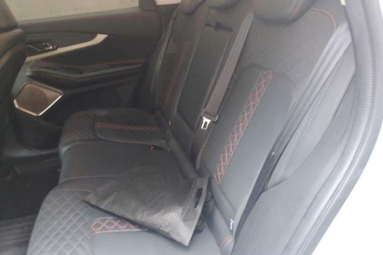 Used EXEED Lingyun 2021 400T Four-Wheel Drive Star Prestige Edition Left Rear Seat