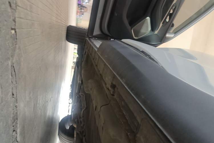 Used EXEED Lingyun 2021 400T Four-Wheel Drive Star Prestige Edition Left Side Sill