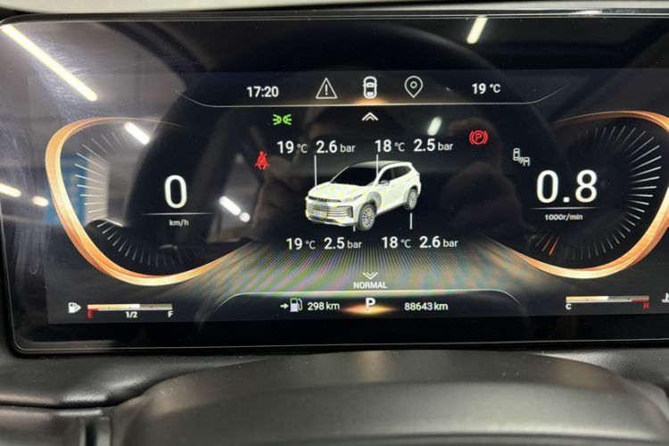 Used EXEED Lingyun 2021 400T Four-Wheel Drive Star Prestige Edition Odometer Close Up