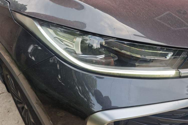 Used EXEED Lingyun 2021 290T Two-Wheel Drive Starry Edition Right Front Headlight