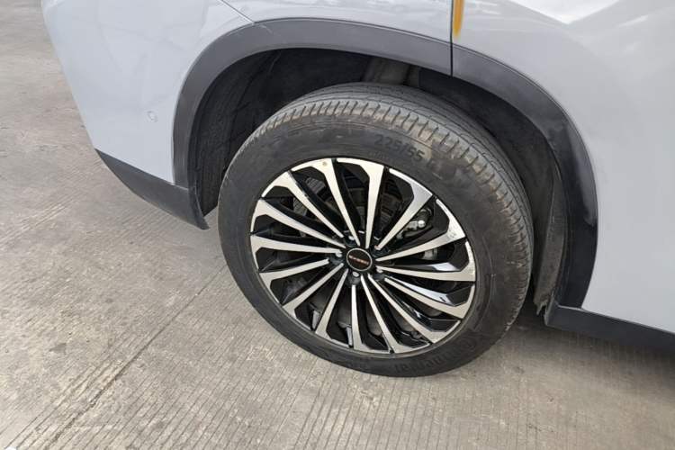 Used EXEED Lingyun 2021 400T Four-Wheel Drive Star Prestige Edition Right Rear Wheel Hub