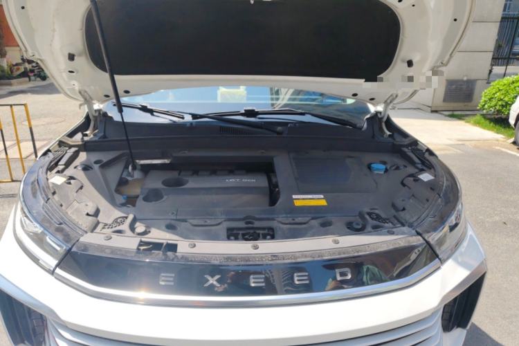 Used EXEED Lingyun 2021 290T Two-Wheel Drive Starry Edition Engine Bay