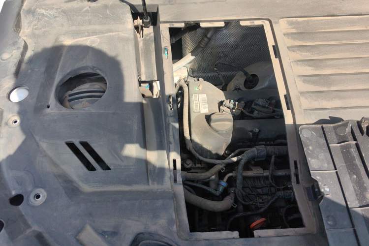 Used EXEED Lingyun 2021 290T Two-Wheel Drive Star-Style Version Engine Bay Right